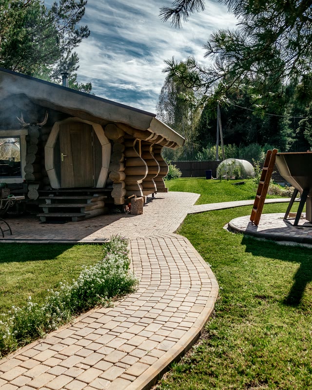 An Ember Borea hot tub at an owner's home in Alaska, USA
